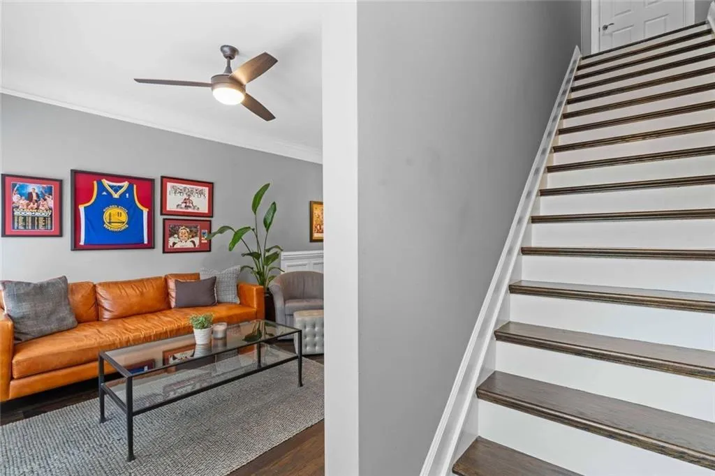 3743 Ashford Creek Avenue Ne, Brookhaven, Georgia 30319, 1 Bedroom Bedrooms, ,1 BathroomBathrooms,Residential,For Sale,3743 Ashford Creek Avenue Ne,7628776