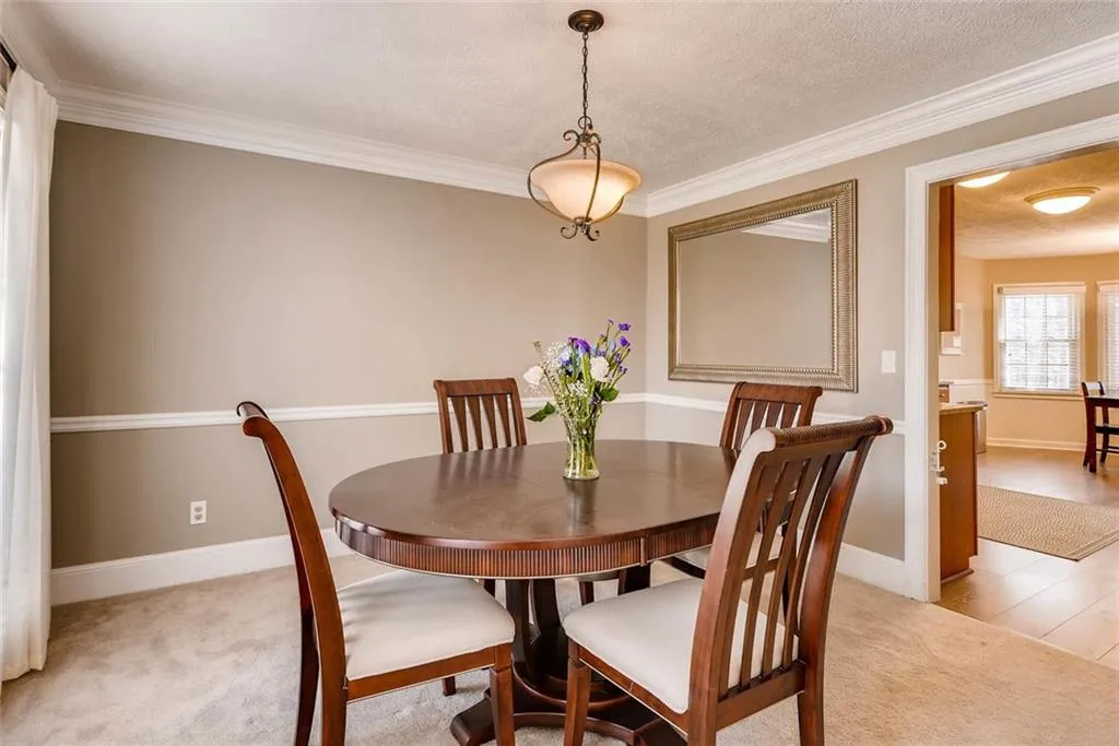 555 Tahoma Drive, Sandy Springs, Georgia 30350, 4 Bedrooms Bedrooms, ,2 BathroomsBathrooms,Residential,Sold,555 Tahoma Drive,5816623