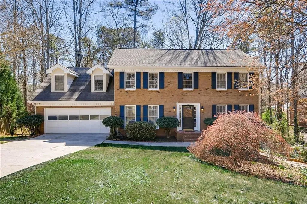 555 Tahoma Drive, Sandy Springs, Georgia 30350, 4 Bedrooms Bedrooms, ,2 BathroomsBathrooms,Residential,Sold,555 Tahoma Drive,5816623