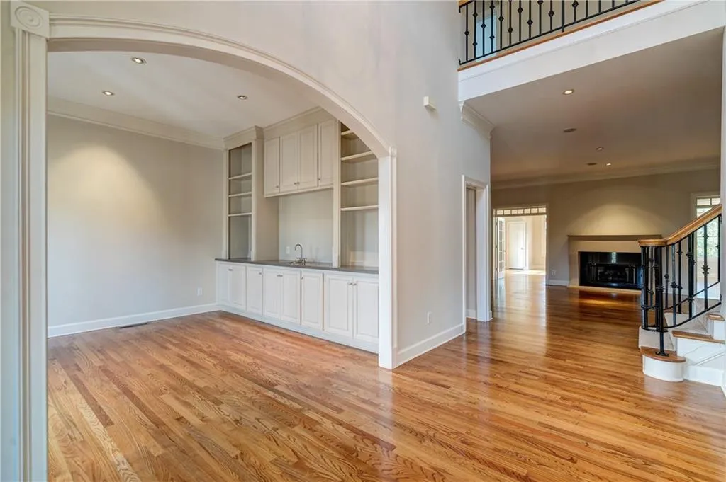 5310 S Trimble Road, Atlanta, Georgia 30342, 5 Bedrooms Bedrooms, ,3 BathroomsBathrooms,Residential,Sold,5310 S Trimble Road,6522468