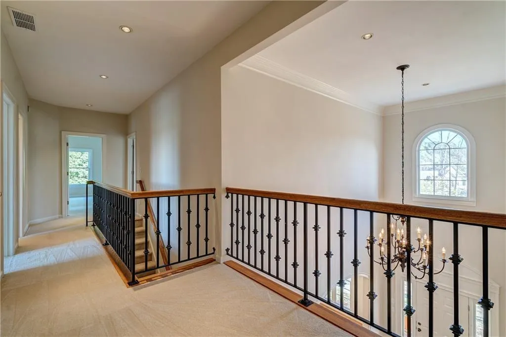 5310 S Trimble Road, Atlanta, Georgia 30342, 5 Bedrooms Bedrooms, ,3 BathroomsBathrooms,Residential,Sold,5310 S Trimble Road,6522468