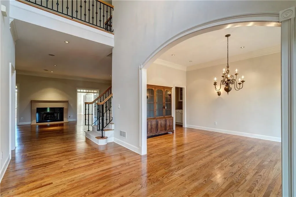 5310 S Trimble Road, Atlanta, Georgia 30342, 5 Bedrooms Bedrooms, ,3 BathroomsBathrooms,Residential,Sold,5310 S Trimble Road,6522468