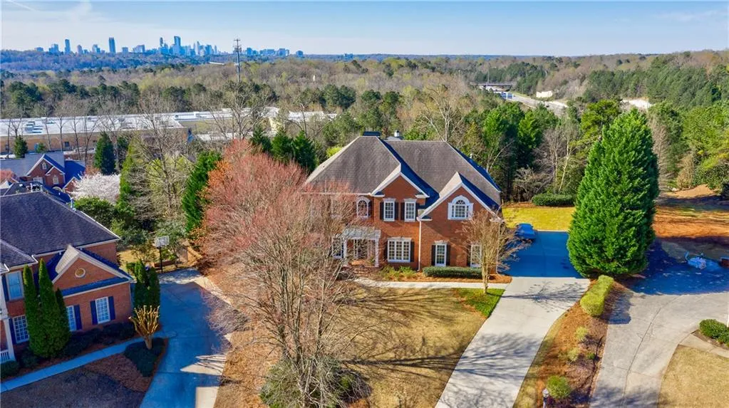5310 S Trimble Road, Atlanta, Georgia 30342, 5 Bedrooms Bedrooms, ,3 BathroomsBathrooms,Residential,Sold,5310 S Trimble Road,6522468