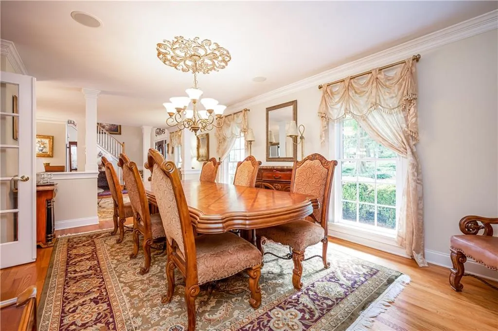 7180 Dunhill Terrace, Sandy Springs, Georgia 30328, 4 Bedrooms Bedrooms, ,3 BathroomsBathrooms,Residential,Sold,7180 Dunhill Terrace,7100043