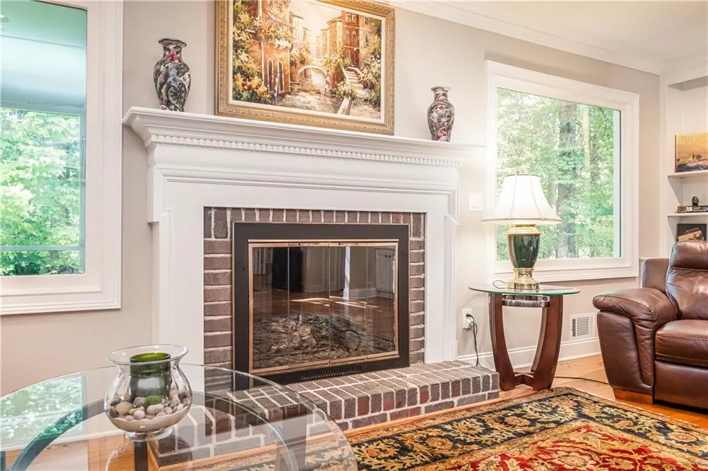 7180 Dunhill Terrace, Sandy Springs, Georgia 30328, 4 Bedrooms Bedrooms, ,3 BathroomsBathrooms,Residential,Sold,7180 Dunhill Terrace,7100043