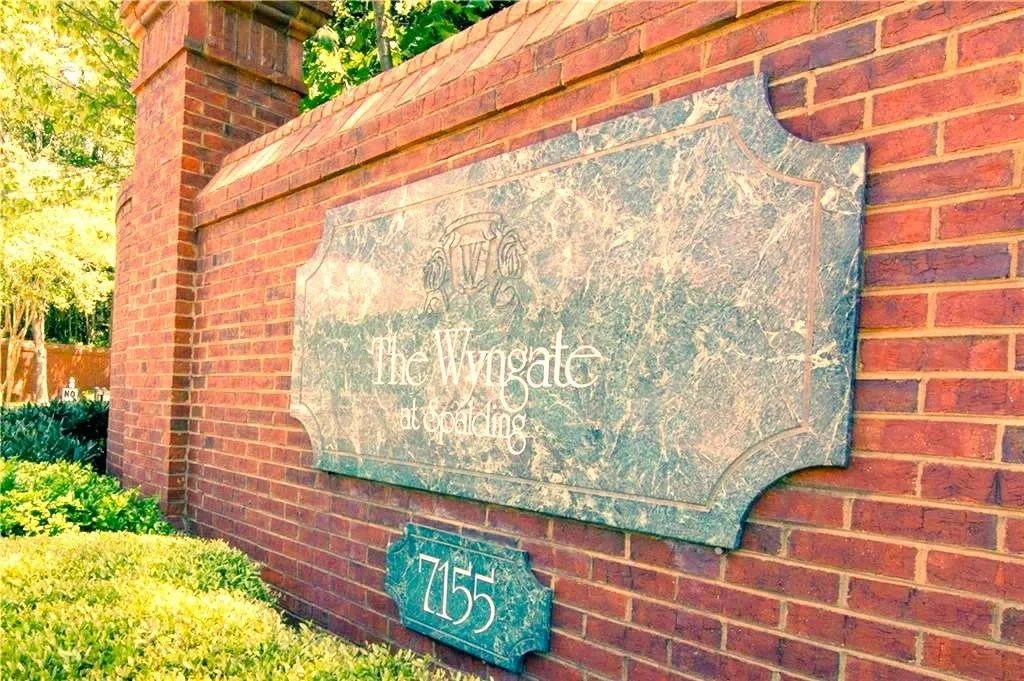 7155 Roswell Road Unit 48, Atlanta, Georgia 30328, 4 Bedrooms Bedrooms, ,2 BathroomsBathrooms,Residential,Sold,7155 Roswell Road Unit 48,7105210