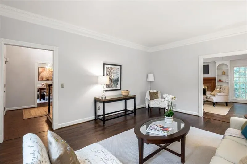 300 Seamarsh Court, Sandy Springs, Georgia 30328, 4 Bedrooms Bedrooms, ,3 BathroomsBathrooms,Residential,Sold,300 Seamarsh Court,6647052