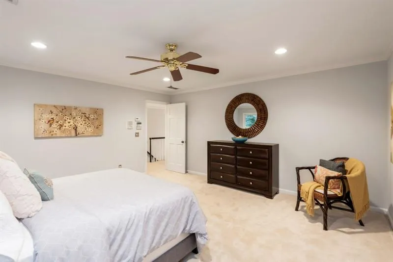 300 Seamarsh Court, Sandy Springs, Georgia 30328, 4 Bedrooms Bedrooms, ,3 BathroomsBathrooms,Residential,Sold,300 Seamarsh Court,6647052