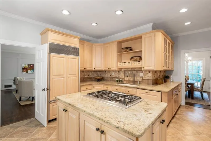 300 Seamarsh Court, Sandy Springs, Georgia 30328, 4 Bedrooms Bedrooms, ,3 BathroomsBathrooms,Residential,Sold,300 Seamarsh Court,6647052