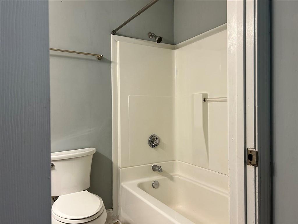 6980 Roswell Road Unit P3, Atlanta, Georgia 30328, 1 Bedroom Bedrooms, ,1 BathroomBathrooms,Residential,Sold,6980 Roswell Road Unit P3,7253914