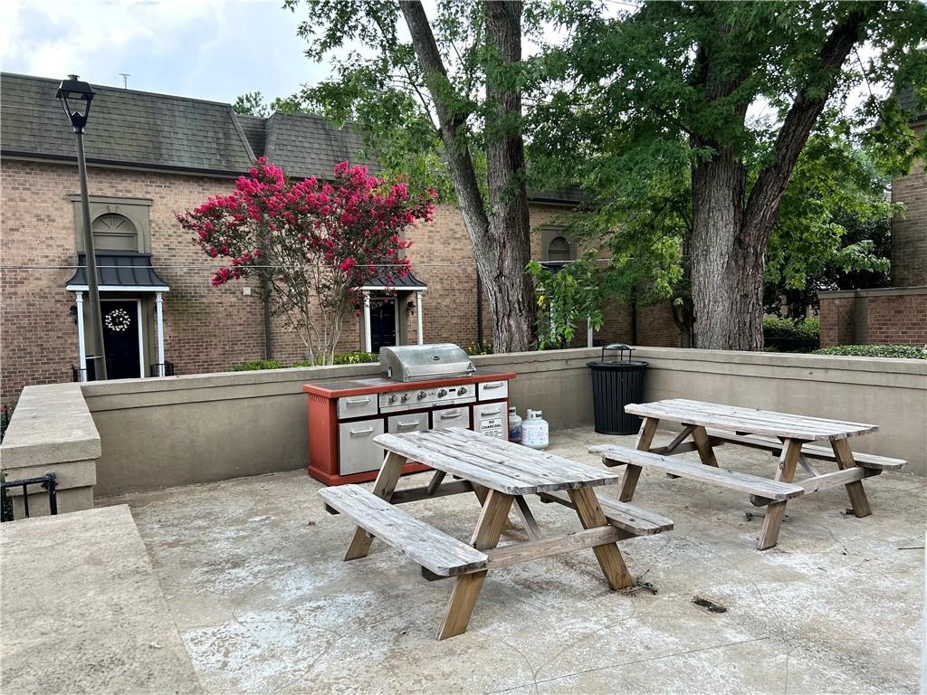 6980 Roswell Road Unit P3, Atlanta, Georgia 30328, 1 Bedroom Bedrooms, ,1 BathroomBathrooms,Residential,Sold,6980 Roswell Road Unit P3,7253914