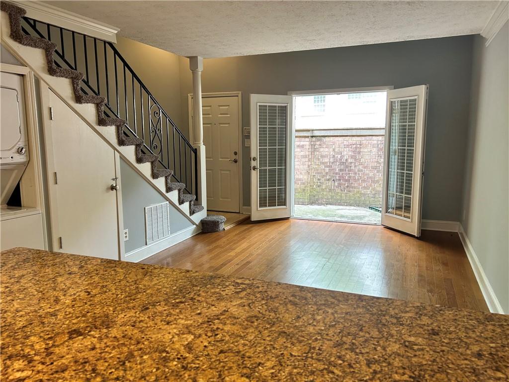 6980 Roswell Road Unit P3, Atlanta, Georgia 30328, 1 Bedroom Bedrooms, ,1 BathroomBathrooms,Residential,Sold,6980 Roswell Road Unit P3,7253914
