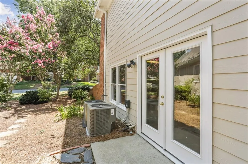 253 Spalding Gates Drive, Sandy Springs, Georgia 30328, 3 Bedrooms Bedrooms, ,2 BathroomsBathrooms,Residential,Sold,253 Spalding Gates Drive,7255037 253 Spalding Gates Drive, Sandy Springs, Georgia 30328, 3 Bedrooms Bedrooms, ,2 BathroomsBathrooms,Residential,Sold,253 Spalding Gates Drive,7255037