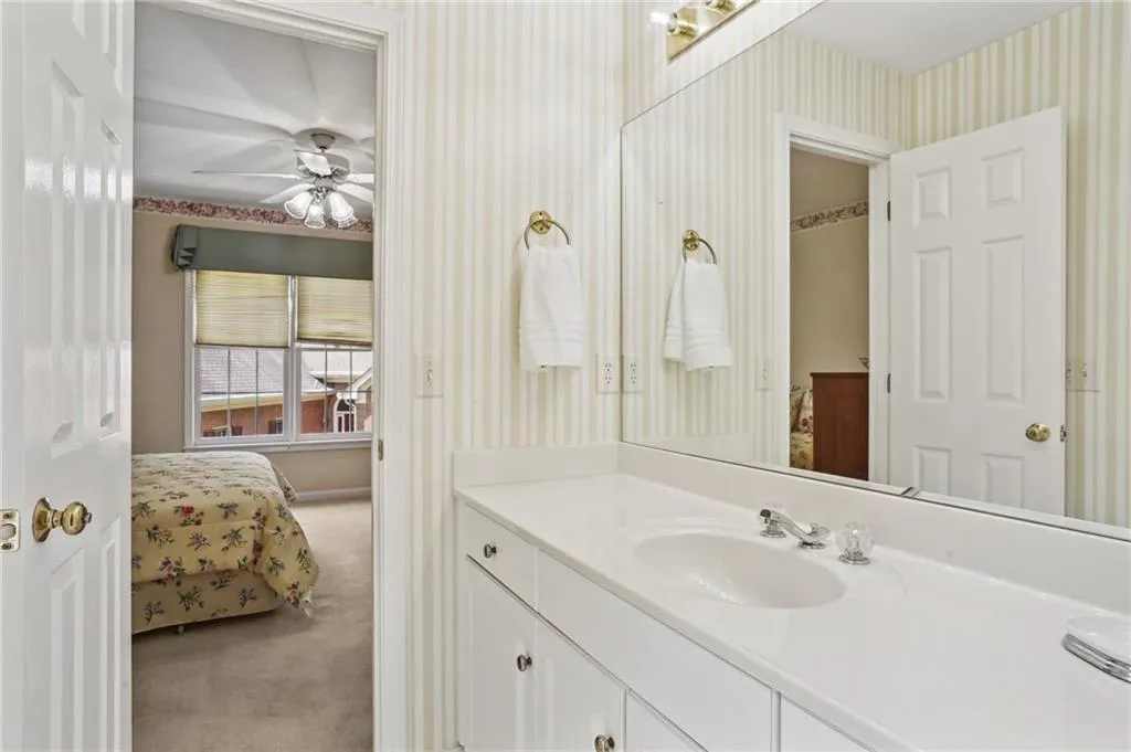 253 Spalding Gates Drive, Sandy Springs, Georgia 30328, 3 Bedrooms Bedrooms, ,2 BathroomsBathrooms,Residential,Sold,253 Spalding Gates Drive,7255037 253 Spalding Gates Drive, Sandy Springs, Georgia 30328, 3 Bedrooms Bedrooms, ,2 BathroomsBathrooms,Residential,Sold,253 Spalding Gates Drive,7255037