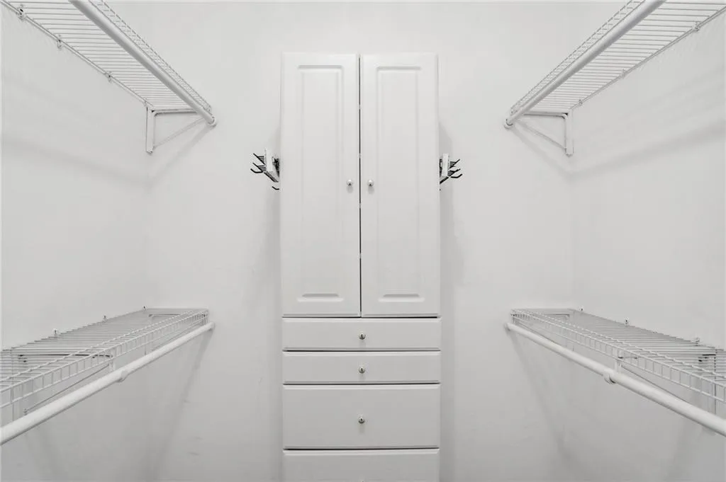 253 Spalding Gates Drive, Sandy Springs, Georgia 30328, 3 Bedrooms Bedrooms, ,2 BathroomsBathrooms,Residential,Sold,253 Spalding Gates Drive,7255037 253 Spalding Gates Drive, Sandy Springs, Georgia 30328, 3 Bedrooms Bedrooms, ,2 BathroomsBathrooms,Residential,Sold,253 Spalding Gates Drive,7255037