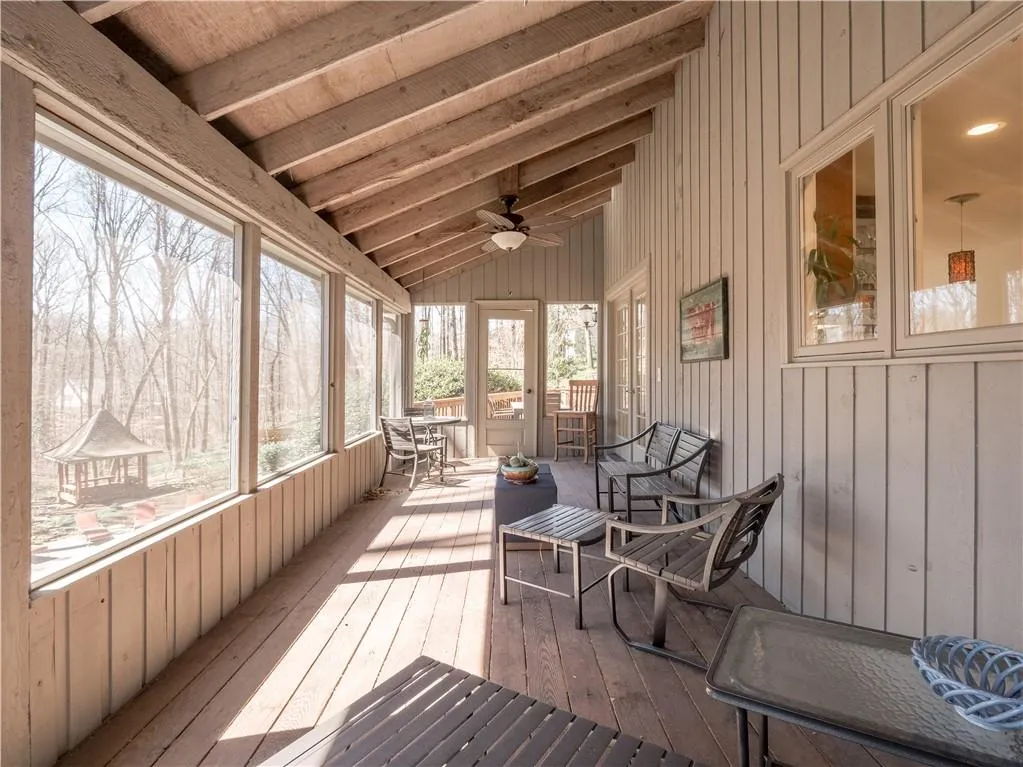 1240 Heards Ferry Road, Atlanta, Georgia 30328, 4 Bedrooms Bedrooms, ,3 BathroomsBathrooms,Residential,Sold,1240 Heards Ferry Road,6587732