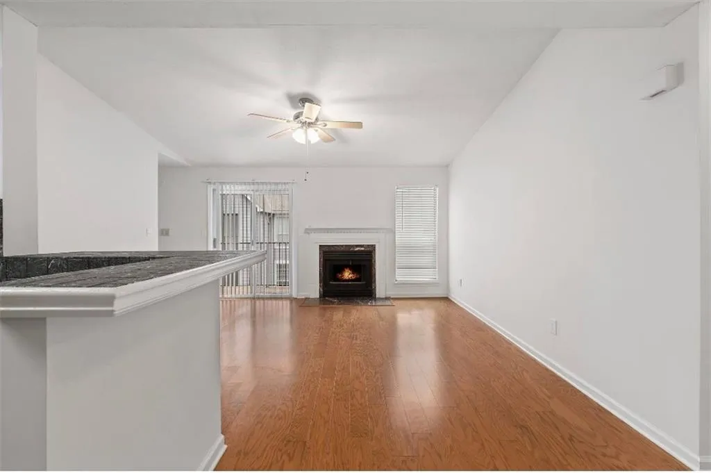 639 Granville Court, Sandy Springs, Georgia 30328, 2 Bedrooms Bedrooms, ,2 BathroomsBathrooms,Residential,Sold,639 Granville Court,7237683