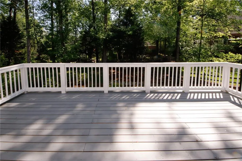 585 Vinington Court, Sandy Springs, Georgia 30350, 6 Bedrooms Bedrooms, ,5 BathroomsBathrooms,Residential,Sold,585 Vinington Court,7204607