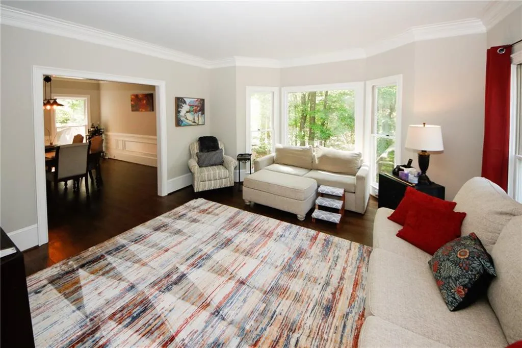 585 Vinington Court, Sandy Springs, Georgia 30350, 6 Bedrooms Bedrooms, ,5 BathroomsBathrooms,Residential,Sold,585 Vinington Court,7204607