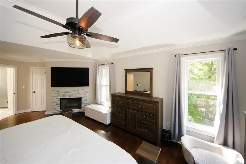 585 Vinington Court, Sandy Springs, Georgia 30350, 6 Bedrooms Bedrooms, ,5 BathroomsBathrooms,Residential,Sold,585 Vinington Court,7204607