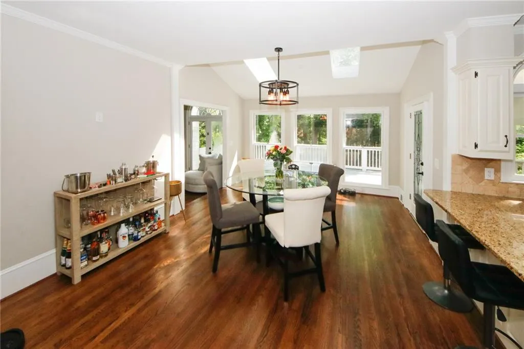 585 Vinington Court, Sandy Springs, Georgia 30350, 6 Bedrooms Bedrooms, ,5 BathroomsBathrooms,Residential,Sold,585 Vinington Court,7204607