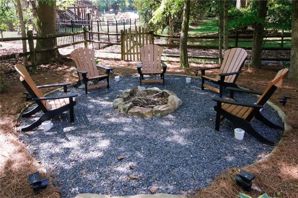 585 Vinington Court, Sandy Springs, Georgia 30350, 6 Bedrooms Bedrooms, ,5 BathroomsBathrooms,Residential,Sold,585 Vinington Court,7204607