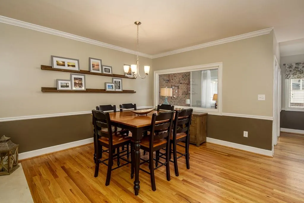 23 Westfair Court, Sandy Springs, Georgia 30328, 3 Bedrooms Bedrooms, ,2 BathroomsBathrooms,Residential,Sold,23 Westfair Court,6630519