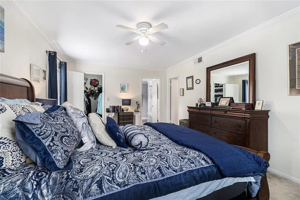 6851 Roswell Road Unit M-5, Atlanta, Georgia 30328, 3 Bedrooms Bedrooms, ,2 BathroomsBathrooms,Residential,For Sale,6851 Roswell Road Unit M-5,7713803