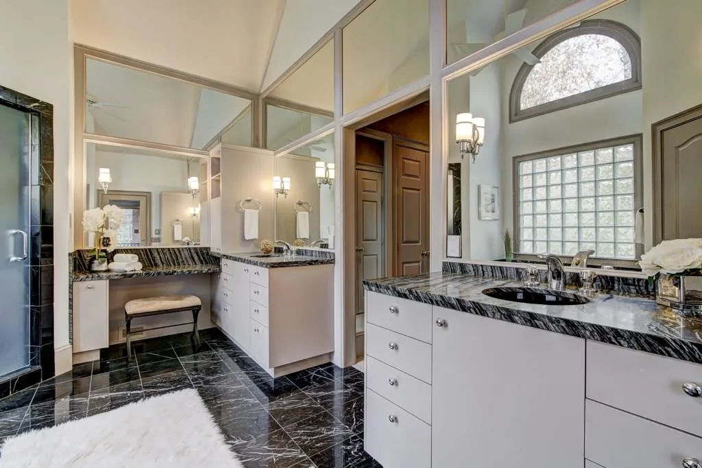 180 Northland Ridge Trail, Atlanta, Georgia 30342, 4 Bedrooms Bedrooms, ,4 BathroomsBathrooms,Residential,Sold,180 Northland Ridge Trail,6116965