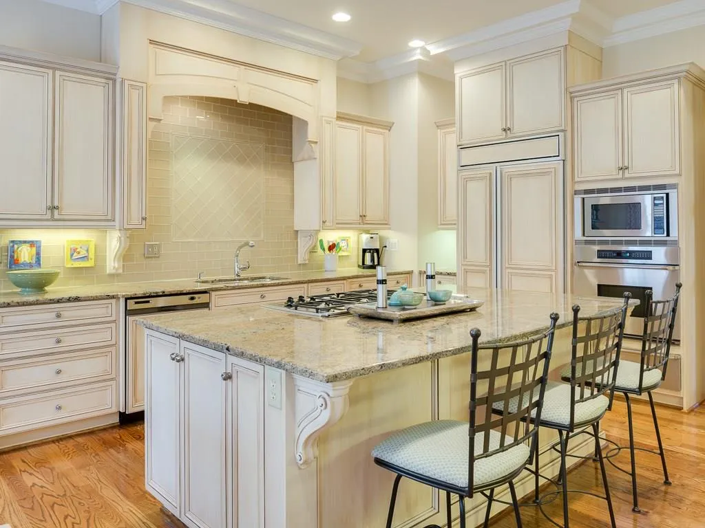 2824 Rumson Court Ne Unit 14, Atlanta, Georgia 30305, 4 Bedrooms Bedrooms, ,4 BathroomsBathrooms,Residential,Sold,2824 Rumson Court Ne Unit 14,5630511