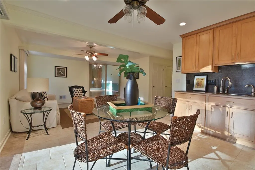 770 Crest Valley Drive, Sandy Springs, Georgia 30327, 5 Bedrooms Bedrooms, ,3 BathroomsBathrooms,Residential,Sold,770 Crest Valley Drive,6529188