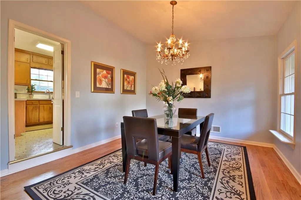 770 Crest Valley Drive, Sandy Springs, Georgia 30327, 5 Bedrooms Bedrooms, ,3 BathroomsBathrooms,Residential,Sold,770 Crest Valley Drive,6529188