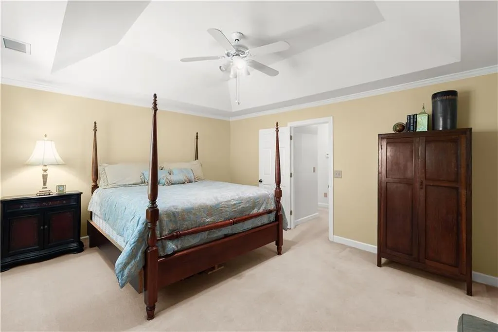 7 Forest Ridge Court, Sandy Springs, Georgia 30350, 3 Bedrooms Bedrooms, ,2 BathroomsBathrooms,Residential,Sold,7 Forest Ridge Court,6765445