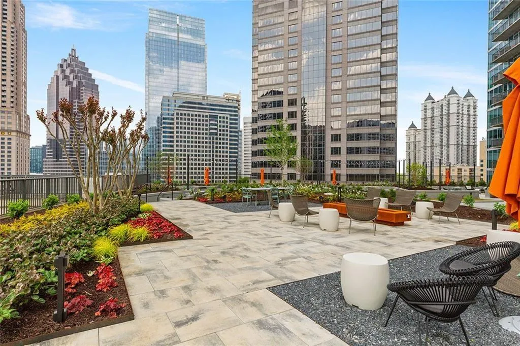 1080 Peachtree Street Ne Unit 2315, Atlanta, Georgia 30309, 2 Bedrooms Bedrooms, ,2 BathroomsBathrooms,Residential,For Sale,1080 Peachtree Street Ne Unit 2315,7625355