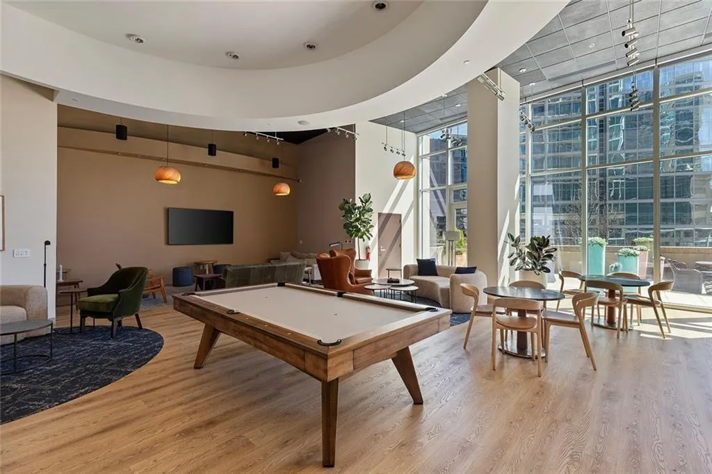 1080 Peachtree Street Ne Unit 2315, Atlanta, Georgia 30309, 2 Bedrooms Bedrooms, ,2 BathroomsBathrooms,Residential,For Sale,1080 Peachtree Street Ne Unit 2315,7625355