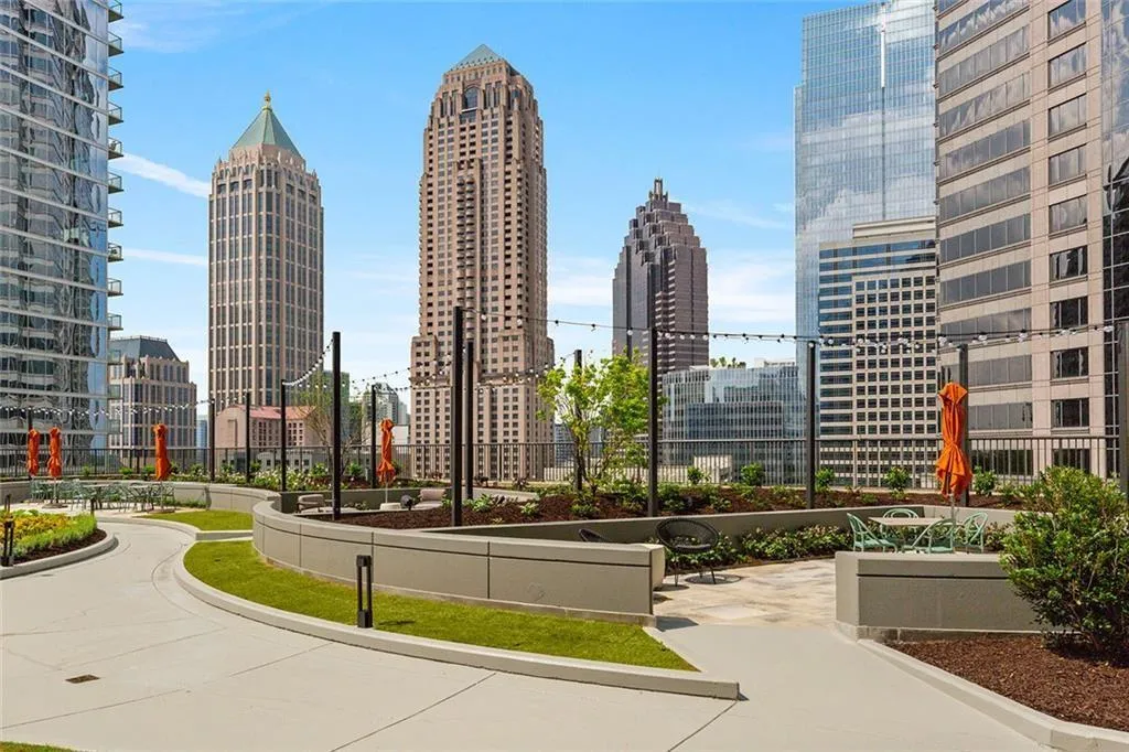 1080 Peachtree Street Ne Unit 2315, Atlanta, Georgia 30309, 2 Bedrooms Bedrooms, ,2 BathroomsBathrooms,Residential,For Sale,1080 Peachtree Street Ne Unit 2315,7625355