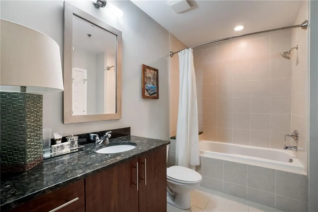 1080 Peachtree Street Ne Unit 2315, Atlanta, Georgia 30309, 2 Bedrooms Bedrooms, ,2 BathroomsBathrooms,Residential,For Sale,1080 Peachtree Street Ne Unit 2315,7625355