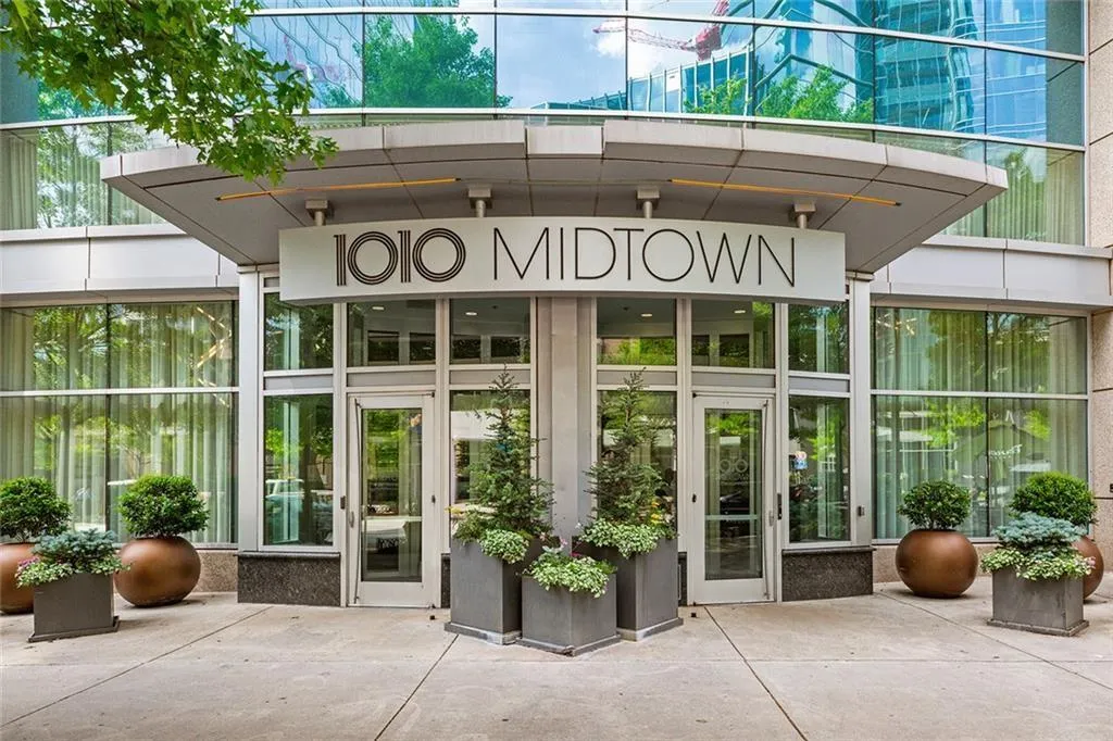 1080 Peachtree Street Ne Unit 2315, Atlanta, Georgia 30309, 2 Bedrooms Bedrooms, ,2 BathroomsBathrooms,Residential,For Sale,1080 Peachtree Street Ne Unit 2315,7625355