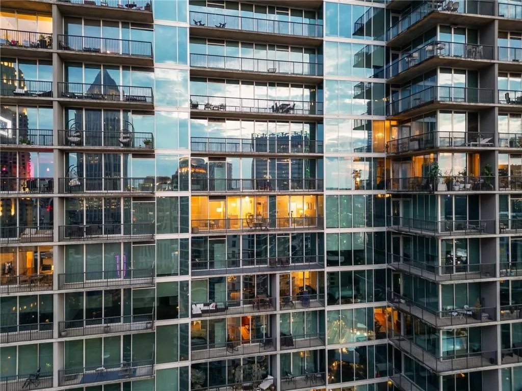1080 Peachtree Street Ne Unit 2315, Atlanta, Georgia 30309, 2 Bedrooms Bedrooms, ,2 BathroomsBathrooms,Residential,For Sale,1080 Peachtree Street Ne Unit 2315,7625355