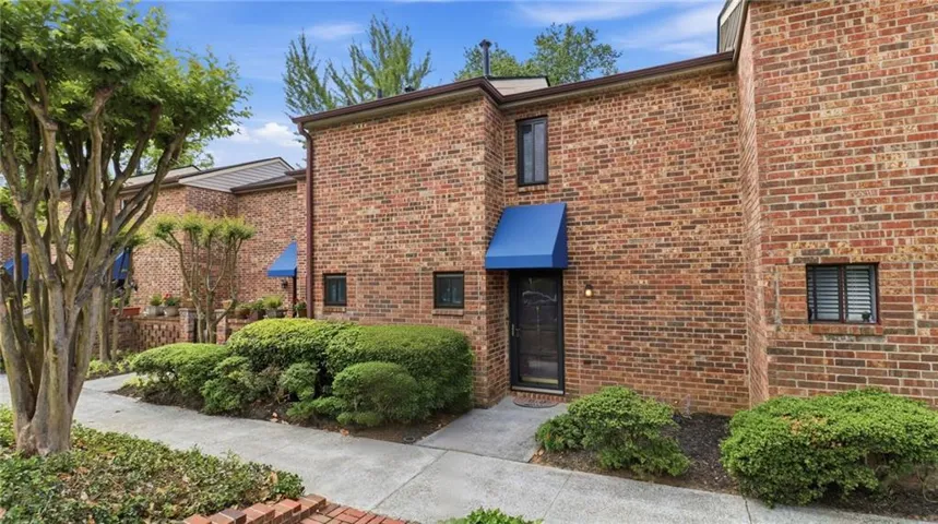 2252 Pernoshal Court, Atlanta, Georgia 30338