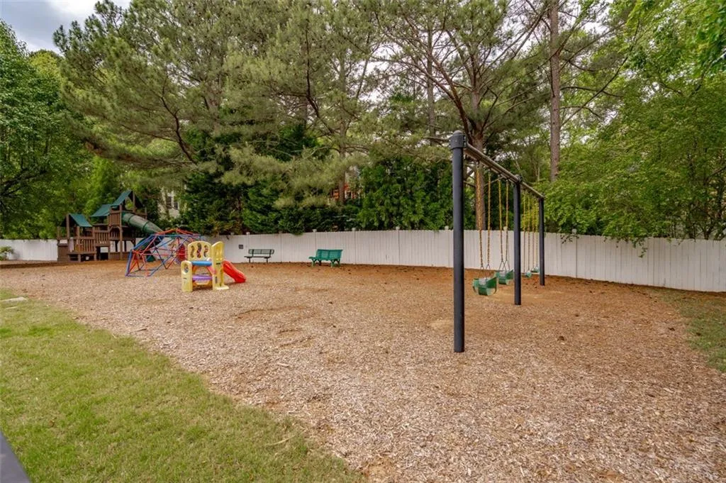 7685 Wickley Way, Sandy Springs, Georgia 30350, 4 Bedrooms Bedrooms, ,3 BathroomsBathrooms,Residential,Sold,7685 Wickley Way,6884883