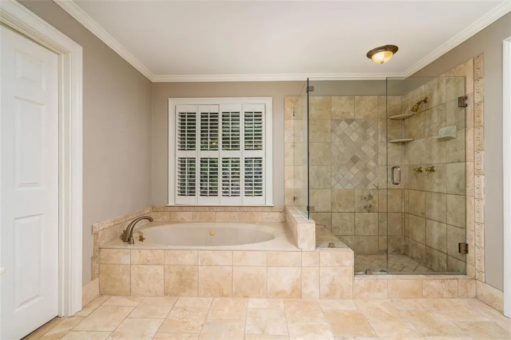 7685 Wickley Way, Sandy Springs, Georgia 30350, 4 Bedrooms Bedrooms, ,3 BathroomsBathrooms,Residential,Sold,7685 Wickley Way,6884883
