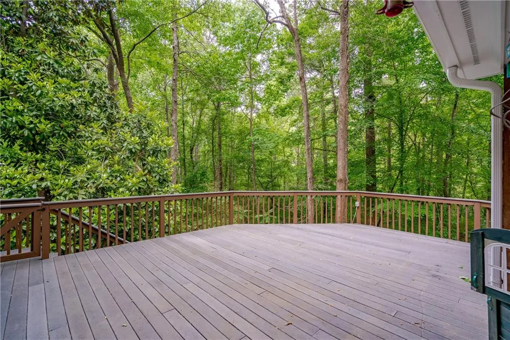 7685 Wickley Way, Sandy Springs, Georgia 30350, 4 Bedrooms Bedrooms, ,3 BathroomsBathrooms,Residential,Sold,7685 Wickley Way,6884883