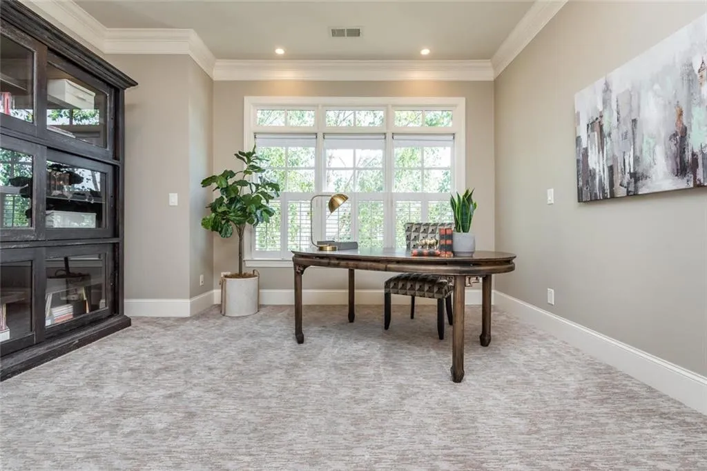 6060 City Walk Lane Unit 302, Sandy Springs, Georgia 30328, 3 Bedrooms Bedrooms, ,3 BathroomsBathrooms,Residential,Sold,6060 City Walk Lane Unit 302,6948333