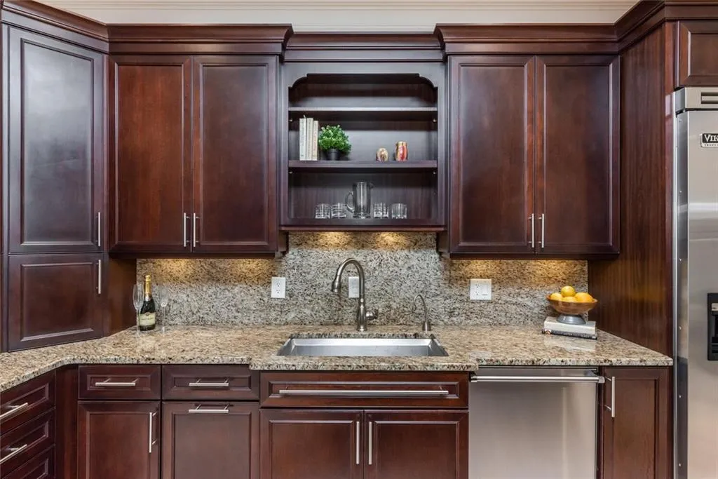 6060 City Walk Lane Unit 302, Sandy Springs, Georgia 30328, 3 Bedrooms Bedrooms, ,3 BathroomsBathrooms,Residential,Sold,6060 City Walk Lane Unit 302,6948333