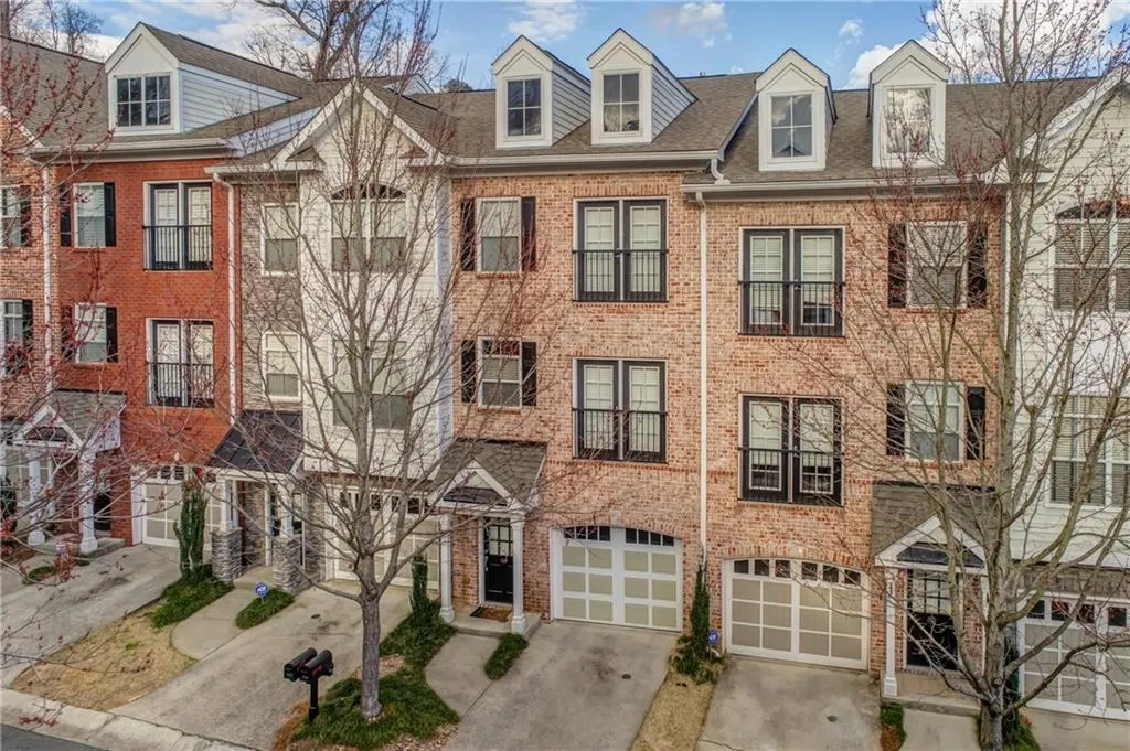 5570 Glenridge Park, Atlanta, Georgia 30342, 2 Bedrooms Bedrooms, ,2 BathroomsBathrooms,Residential,Sold,5570 Glenridge Park,5966691