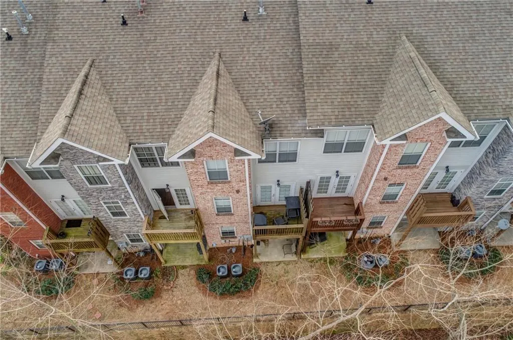 5570 Glenridge Park, Atlanta, Georgia 30342, 2 Bedrooms Bedrooms, ,2 BathroomsBathrooms,Residential,Sold,5570 Glenridge Park,5966691