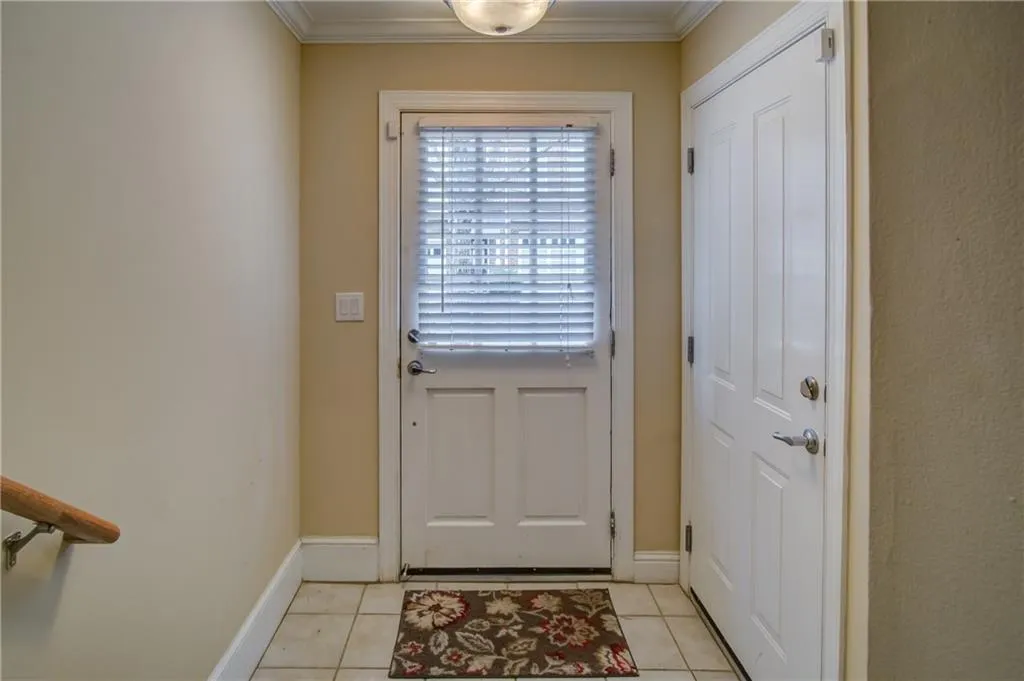 5570 Glenridge Park, Atlanta, Georgia 30342, 2 Bedrooms Bedrooms, ,2 BathroomsBathrooms,Residential,Sold,5570 Glenridge Park,5966691