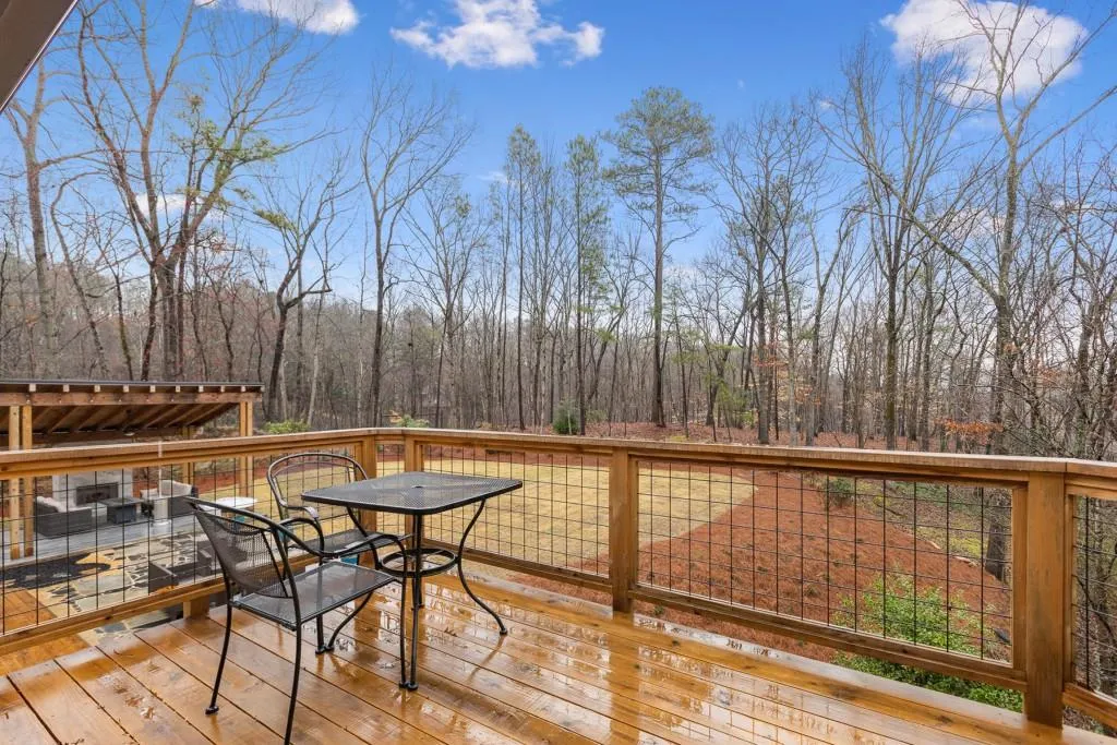 7950 Innsbruck Drive, Sandy Springs, Georgia 30350, 4 Bedrooms Bedrooms, ,3 BathroomsBathrooms,Residential,Sold,7950 Innsbruck Drive,6693778