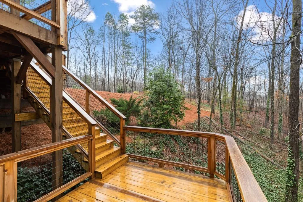7950 Innsbruck Drive, Sandy Springs, Georgia 30350, 4 Bedrooms Bedrooms, ,3 BathroomsBathrooms,Residential,Sold,7950 Innsbruck Drive,6693778